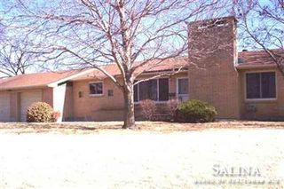 530 Madison Ave, Minneapolis, KS 67467