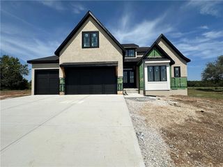 11712 W  181st St, Overland Park, KS 66013