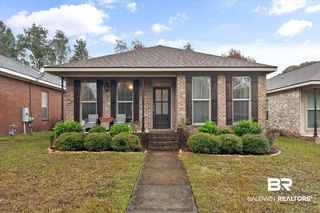 6036 Magnolia Pl E, Mobile, AL 36608
