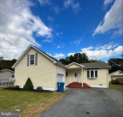 13 Bridgewater Rd, Ocean Pines, MD 21811