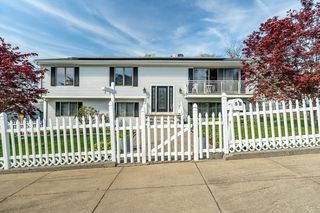 58 Last St, Fall River, MA 02724