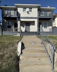 2735 Purington Ave #201, Fort Worth, TX 76103