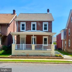 51 Jenkins Ave, Lansdale, PA 19446