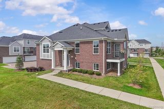 49503 Lantern Way #42, Canton, MI 48188