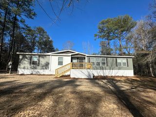 31 Amos Rd, Petal, MS 39465