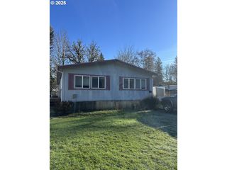 1105 Riverside Dr #17, Vernonia, OR 97064