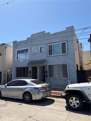 1136 E  Alhambra Ct, Long Beach, CA 90813