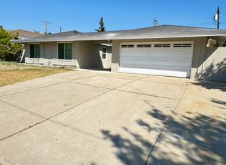 2420 Castle Rock Rd, Diamond Bar, CA 91765