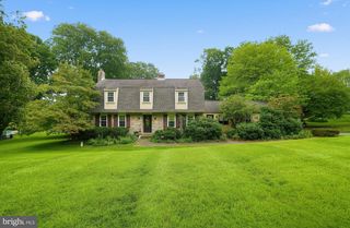 912 Warrior Rd, Malvern, PA 19355