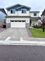 4938 Wolf Moon Dr, Colorado Springs, CO 80911
