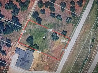 72 Lake Rd, Sperry, OK 74073