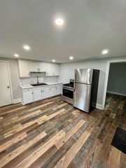 687 Quaker Rd, East Aurora, NY 14052
