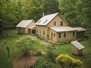 16 Miller Lane, Williamsville, VT 05362
