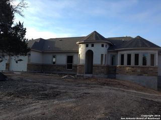 306 Cr 6871, Natalia, TX 78059