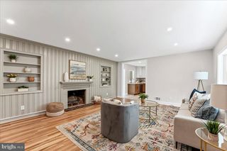 9 Copes Ln, Media, PA 19063