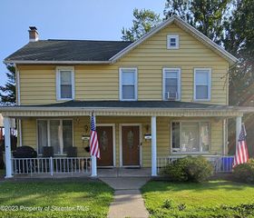 1913 Lafayette St, Scranton, PA 18504