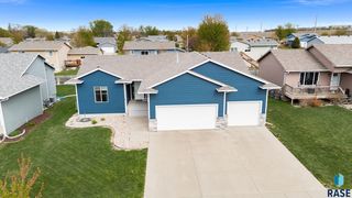 506 S  Main Ave, Hartford, SD 57033