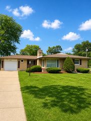 2079 W  50th Pl, Gary, IN 46408