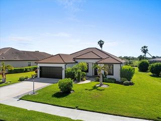 1835 Bobcat Trl, North Port, FL 34288
