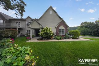 1081 Addington Ln, Ann Arbor, MI 48108