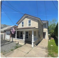 404 2nd St, Syracuse, NY 13209