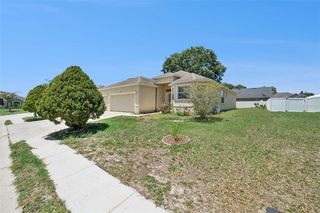 7055 Heatherbrook Dr, Lakeland, FL 33809