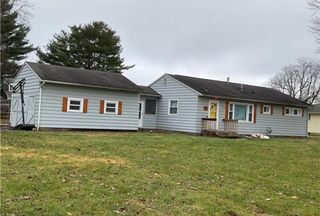 81 Oregon Ave, Newark, OH 43055