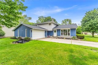 891 Pepperwood Dr, Brunswick, OH 44212