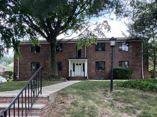 24 Troy Dr #D, Springfield, NJ 07081