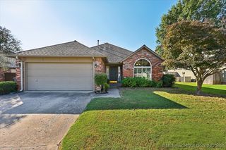 5212 E  89th Ct S, Tulsa, OK 74137