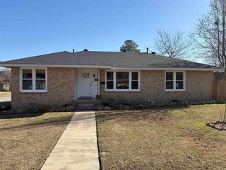 702 S  13th St, Arkadelphia, AR 71923