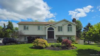 1 Robert Hagan Ct, Sparkill, NY 10976