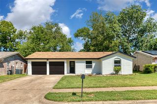 1505 Marlee Ln, Arlington, TX 76014