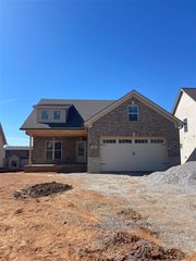 336 Olympia Ct, Bowling Green, KY 42103