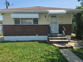 22 Mason Street, Hempstead, NY 11550