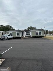 352 Mineral Springs Trl, Demorest, GA 30535