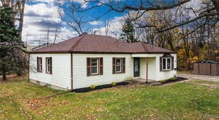 40 North Dr, Lackawanna, NY 14218
