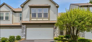 3180 Bromley Ln, Aurora, IL 60502