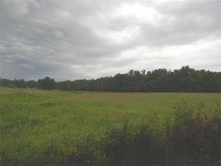 140 Forks River Rd, Waverly, TN 37185
