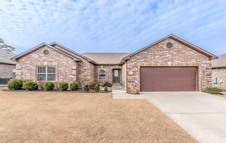 34 Cimarron Cir, Cabot, AR 72023