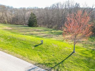 2232 S  Sunday Dr #11, Bloomington, IN 47403