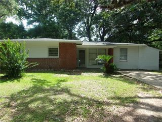 607 Wesley Ln W, Mobile, AL 36609