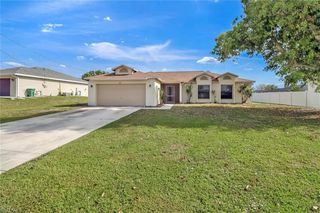826 NW 1st Ter, Cape Coral, FL 33993