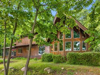 1111 W  Clark Rd, Ypsilanti, MI 48198