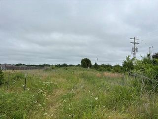 S  Highway Dr, Shawnee, OK 74804