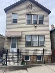 3524 S  Emerald Ave, Chicago, IL 60609