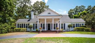 4009 Walnut Grove Rd, Memphis, TN 38117