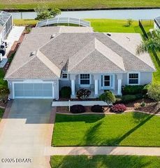 323 Mariners Gate Dr, Edgewater, FL 32141