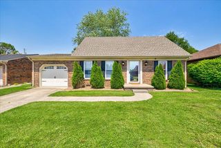3937 Brentwood Dr, Owensboro, KY 42301