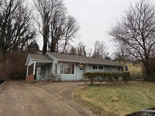 905 N  University Blvd, Middletown, OH 45042